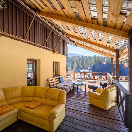 アパートホテル Penzion Petra, 3*